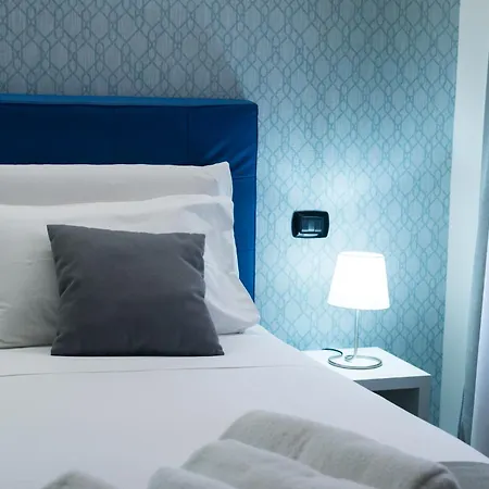 St Peter Manor 2 - St Peter Manor 3 רומא