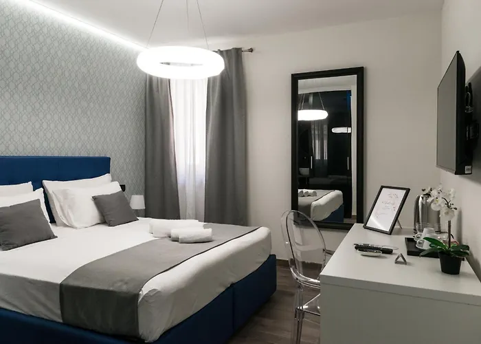 St Peter Manor 2 - St Peter Manor 3 روما