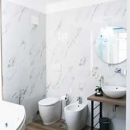 St Peter Manor 2 - St Peter Manor 3 Rome